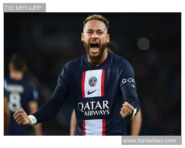 英超豪门曼联宣布签下巴黎圣日耳曼前锋内马尔，刷新转会费记录